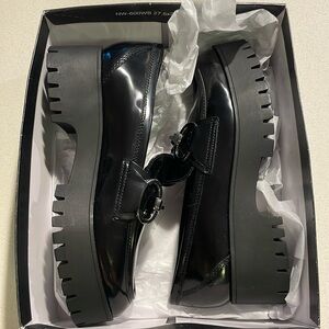 Brand New Nine West loafers